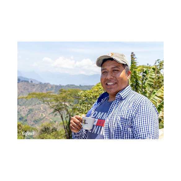 CÉSAR BUESAQUILLO CHIROSO NATURAL